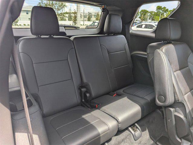 used 2022 Chevrolet Traverse car, priced at $30,991