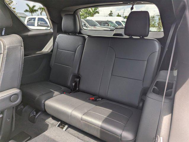 used 2022 Chevrolet Traverse car, priced at $30,991