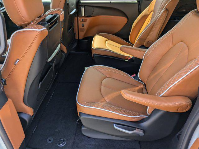 new 2025 Chrysler Pacifica car, priced at $54,013