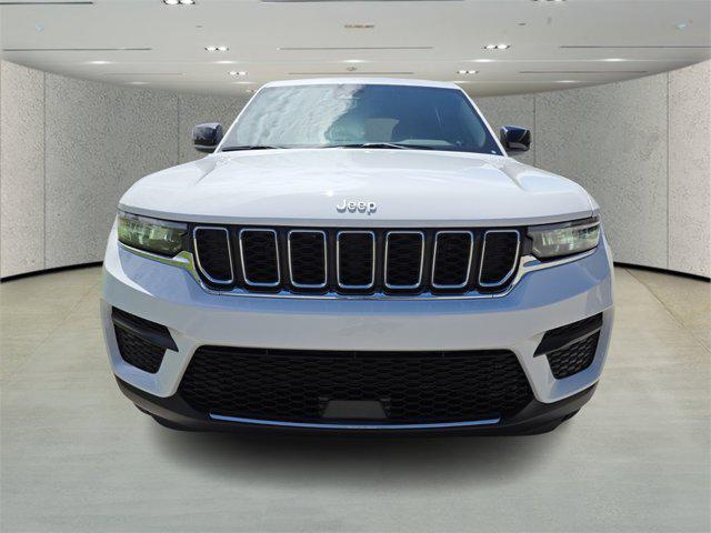 new 2025 Jeep Grand Cherokee car, priced at $32,622