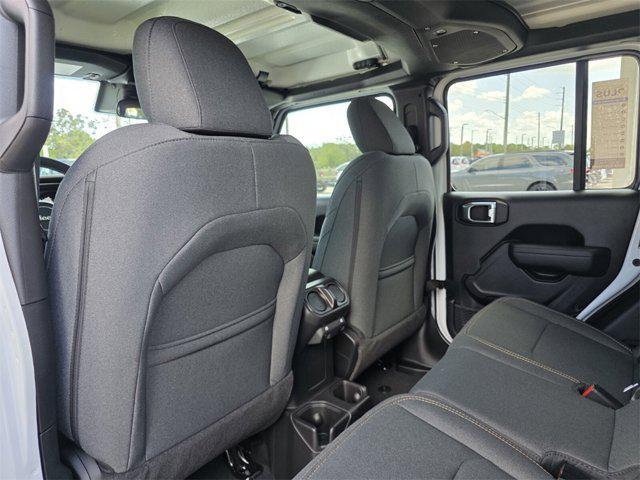 new 2025 Jeep Gladiator car, priced at $42,210