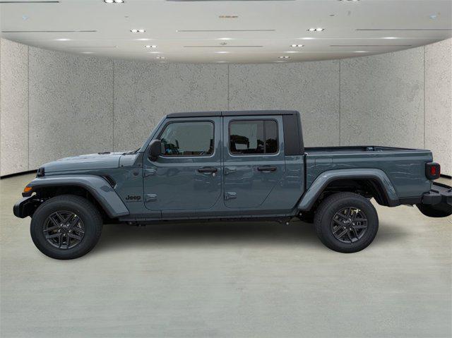 new 2024 Jeep Gladiator car, priced at $39,323