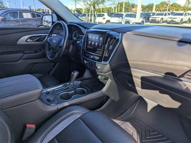 used 2020 Chevrolet Traverse car, priced at $23,042