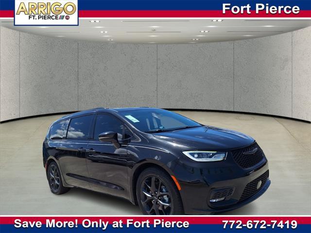 used 2021 Chrysler Pacifica car, priced at $22,591