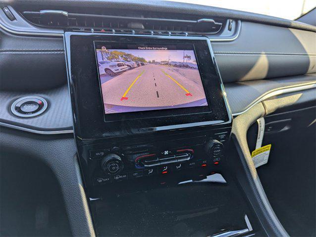 new 2025 Jeep Grand Cherokee car, priced at $31,702