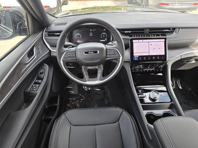 new 2025 Jeep Grand Cherokee L car, priced at $39,701
