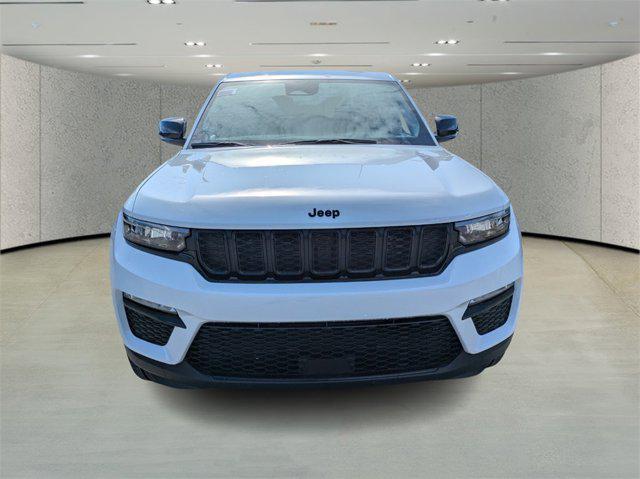 new 2025 Jeep Grand Cherokee car, priced at $41,378