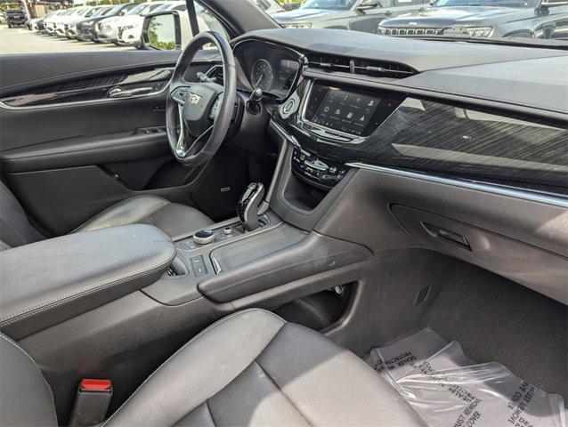 used 2021 Cadillac XT6 car, priced at $29,994