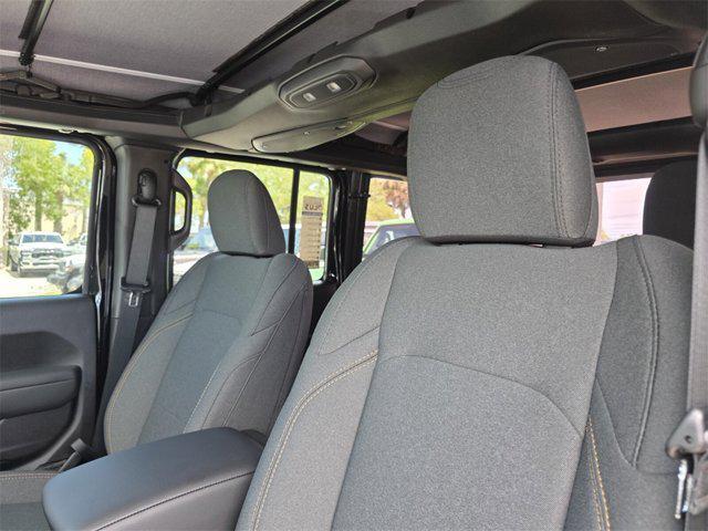 new 2025 Jeep Wrangler car, priced at $37,133