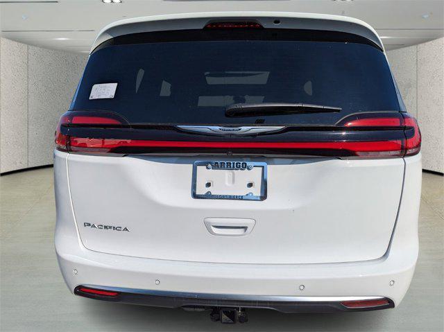 new 2025 Chrysler Pacifica car, priced at $50,198