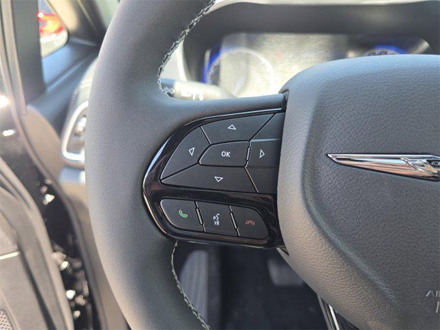 new 2025 Chrysler Pacifica car, priced at $46,981