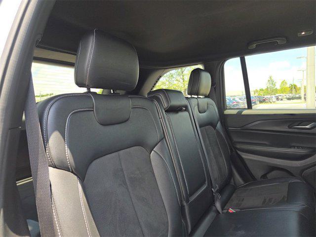 used 2023 Jeep Grand Cherokee car, priced at $28,991