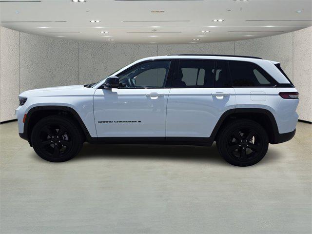 used 2023 Jeep Grand Cherokee car, priced at $28,991