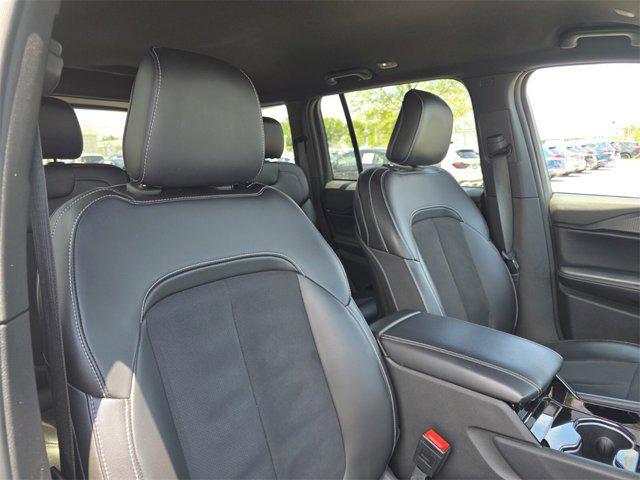 used 2023 Jeep Grand Cherokee car, priced at $28,991