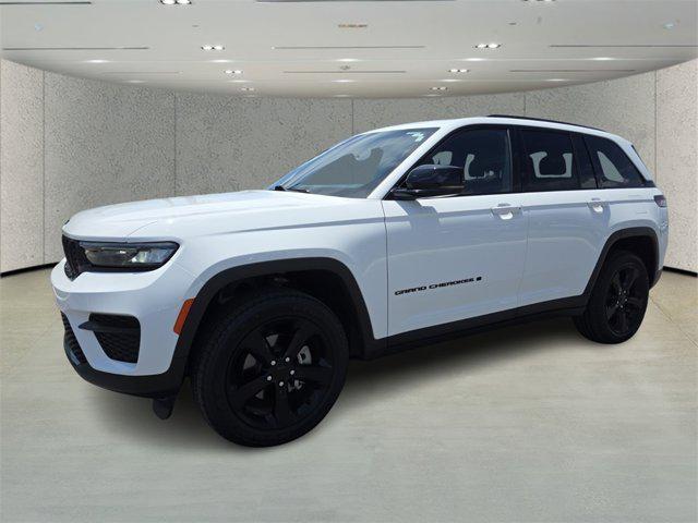 used 2023 Jeep Grand Cherokee car, priced at $28,991