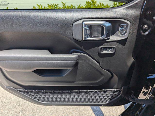 new 2025 Jeep Wrangler car, priced at $53,505