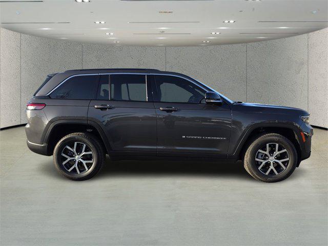 used 2025 Jeep Grand Cherokee car, priced at $36,842
