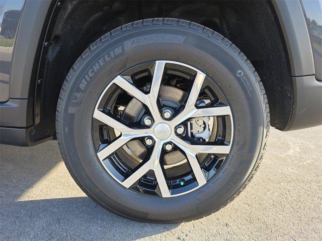 used 2025 Jeep Grand Cherokee car, priced at $36,842