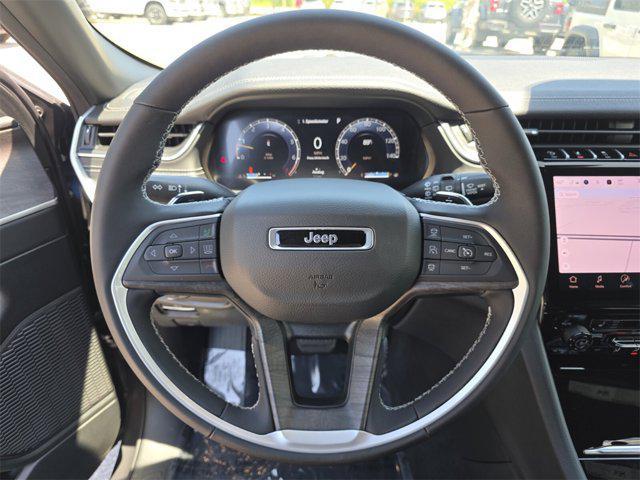 new 2025 Jeep Grand Cherokee car, priced at $33,556