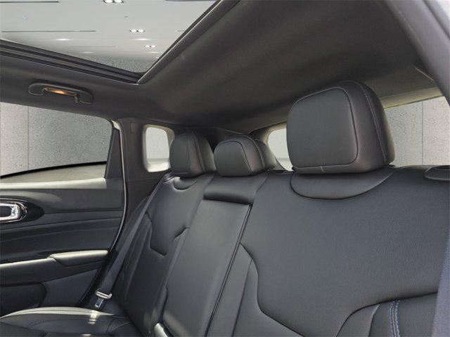 new 2025 Jeep Compass car, priced at $33,967