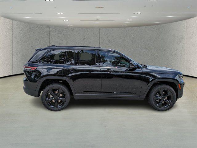 new 2024 Jeep Grand Cherokee car, priced at $40,396