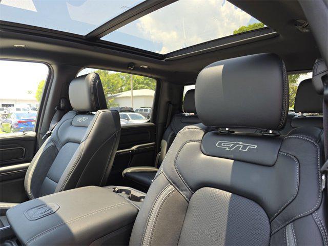 new 2025 Ram 1500 car, priced at $61,034