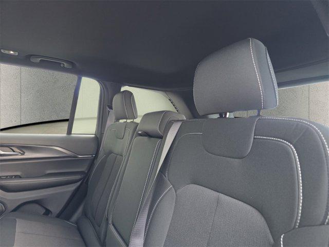 new 2025 Jeep Grand Cherokee car, priced at $29,574
