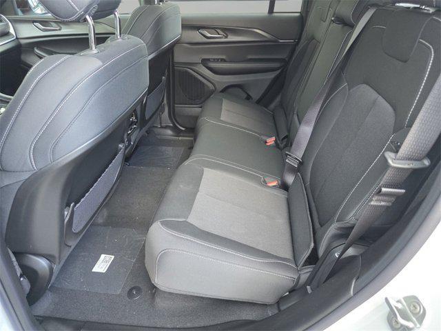 new 2025 Jeep Grand Cherokee car, priced at $29,574