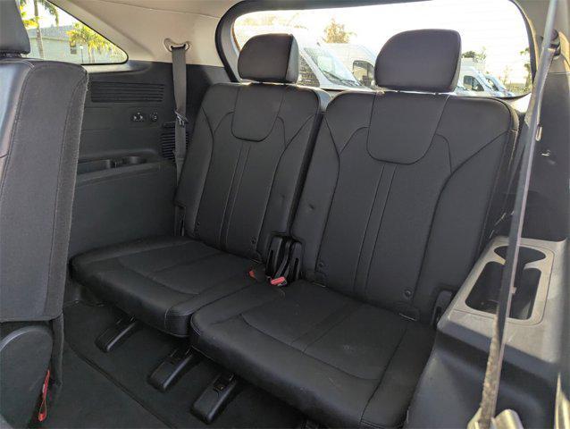 used 2022 Kia Sorento car, priced at $24,401