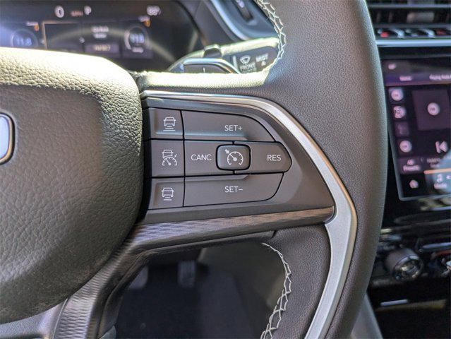 new 2025 Jeep Grand Cherokee car, priced at $33,815