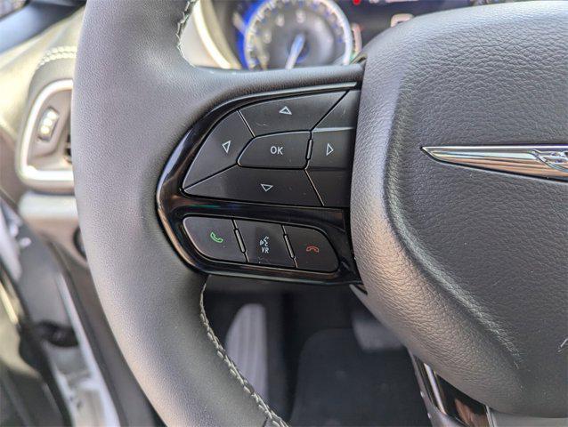 new 2025 Chrysler Pacifica car, priced at $45,892