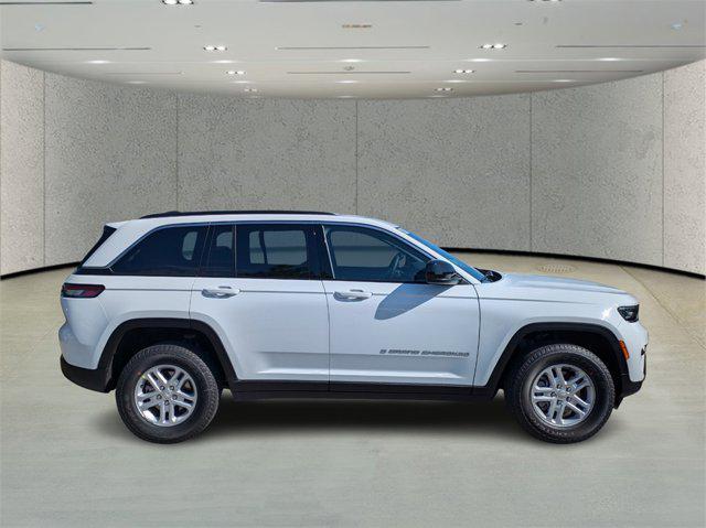 new 2025 Jeep Grand Cherokee car, priced at $32,614