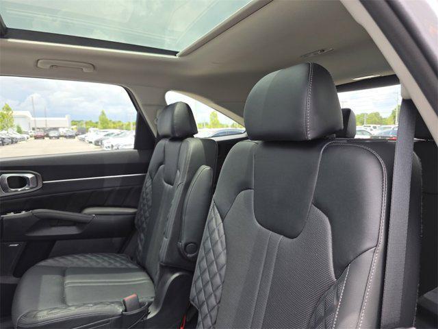 used 2022 Kia Sorento car, priced at $30,981