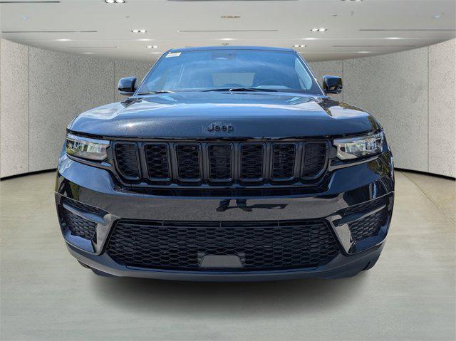new 2025 Jeep Grand Cherokee car, priced at $37,819