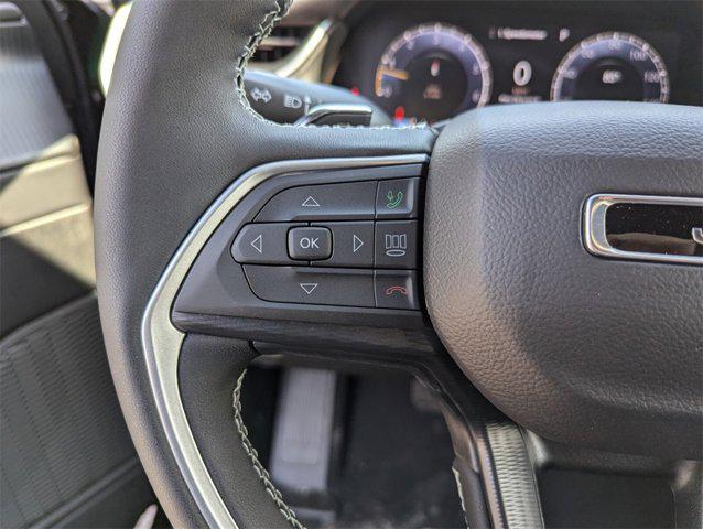 new 2025 Jeep Grand Cherokee car, priced at $37,819
