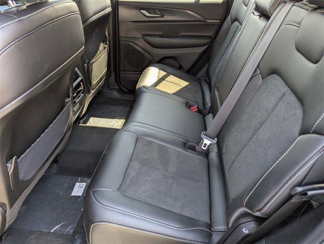 new 2025 Jeep Grand Cherokee car, priced at $37,819