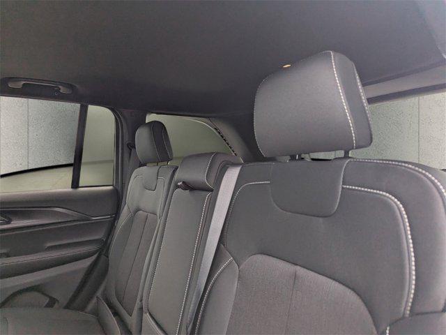 new 2025 Jeep Grand Cherokee car, priced at $30,050