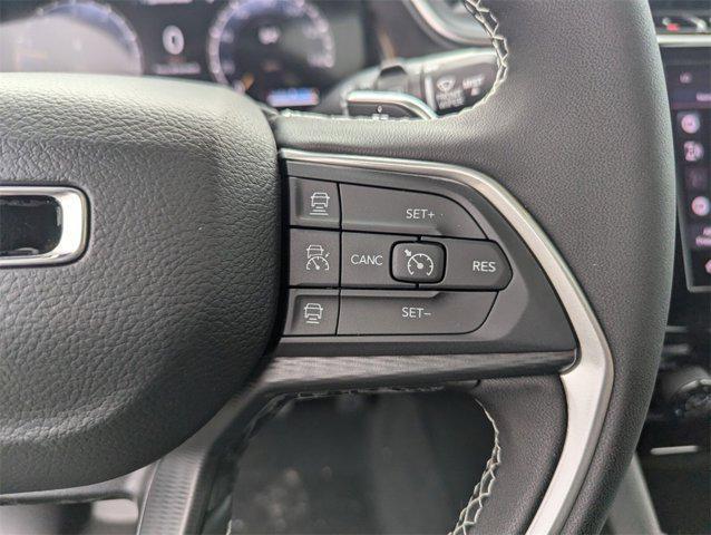 new 2025 Jeep Grand Cherokee car, priced at $30,050