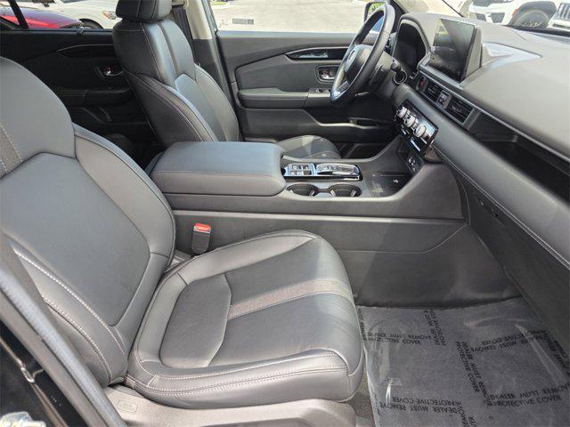 used 2024 Honda Pilot car, priced at $35,185
