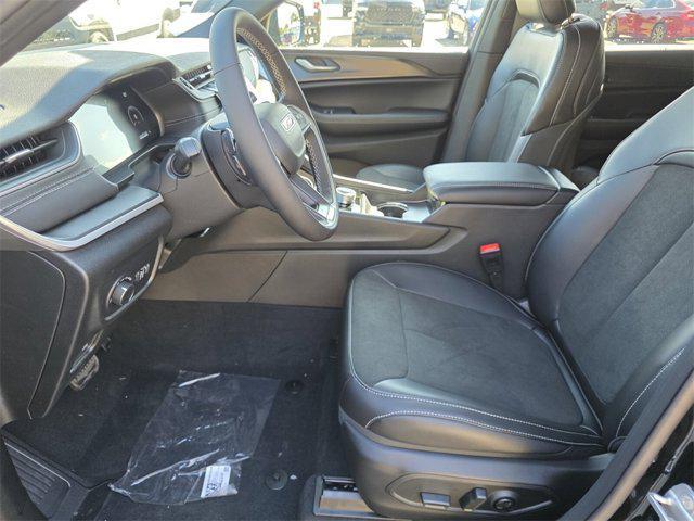 new 2025 Jeep Grand Cherokee L car, priced at $49,225