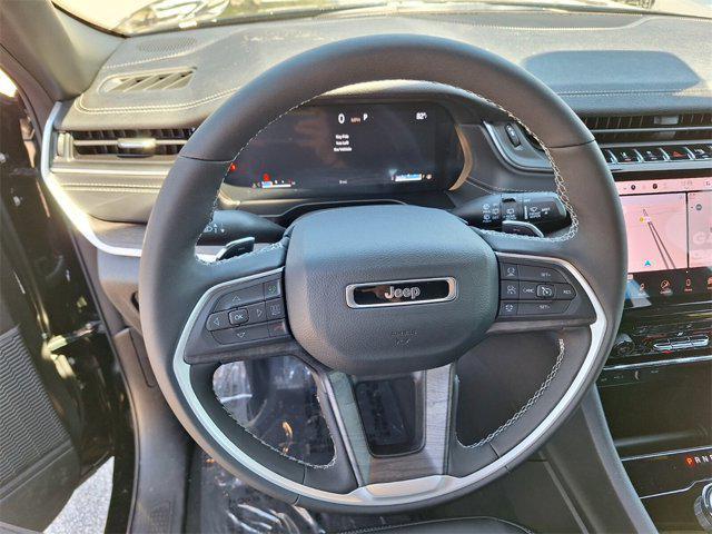 new 2025 Jeep Grand Cherokee car, priced at $38,813