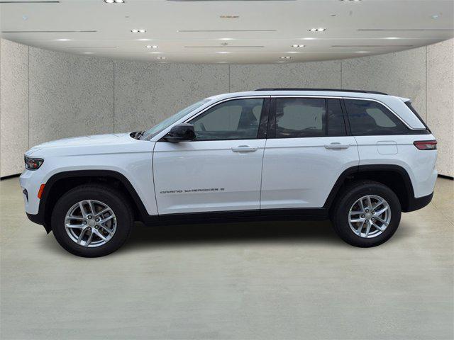 new 2025 Jeep Grand Cherokee car, priced at $33,914