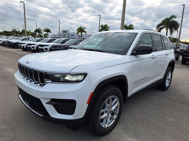 new 2025 Jeep Grand Cherokee car, priced at $33,914