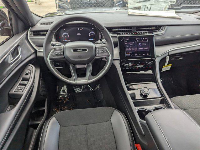 new 2025 Jeep Grand Cherokee car, priced at $36,475