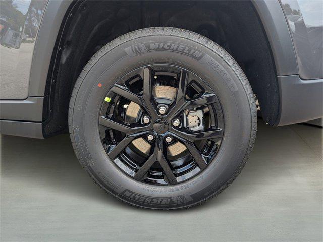 new 2025 Jeep Grand Cherokee car, priced at $36,475