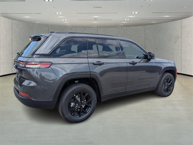 new 2025 Jeep Grand Cherokee car, priced at $36,475