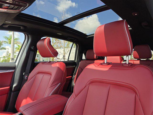 new 2025 Jeep Wagoneer S car, priced at $65,445