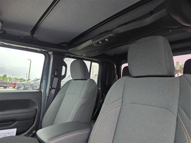 new 2025 Jeep Gladiator car, priced at $41,483