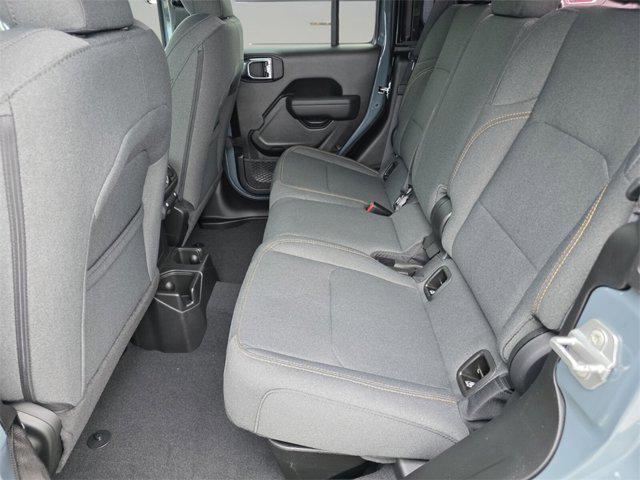 new 2025 Jeep Gladiator car, priced at $41,483