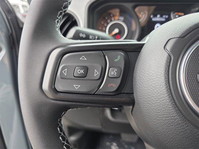 new 2025 Jeep Gladiator car, priced at $41,483